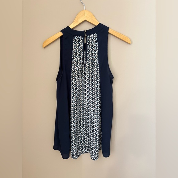 Francescas Women's M Blue Geometric Sleeveless High Neck Blouse Casual - Picture 4 of 5